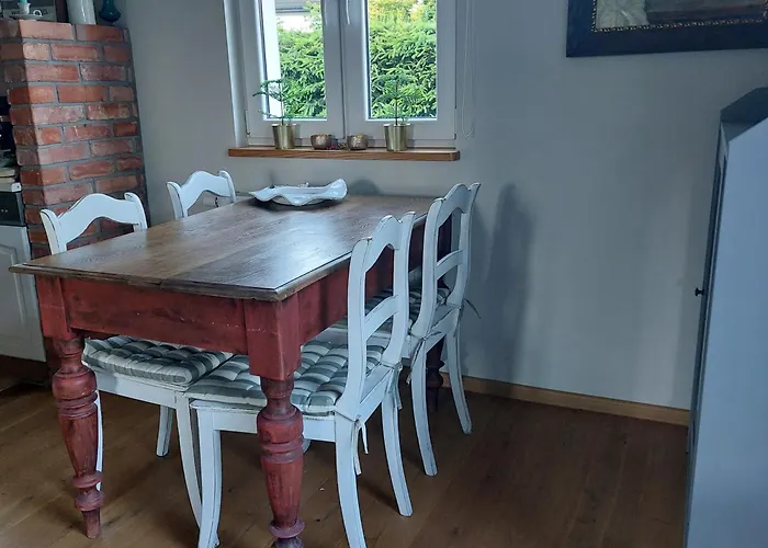 Storchenwiese Wald * Niczonow